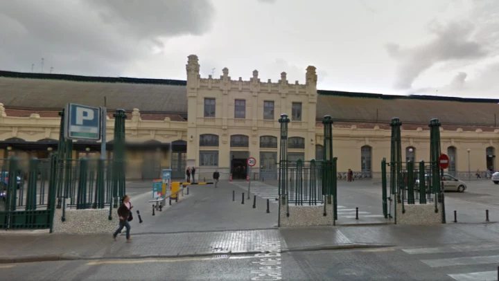 Entrada Parking Estación Valencia Nord en Valencia