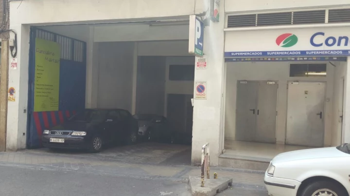 Acceso al parking desde la calle