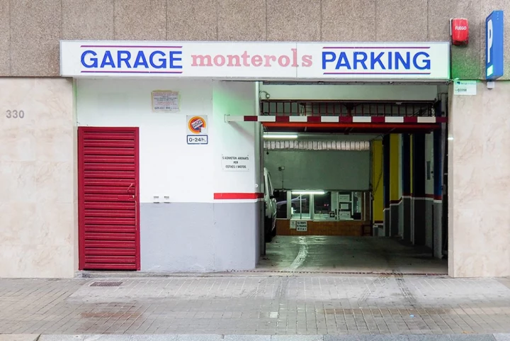 Parking La Sagrera Monterols