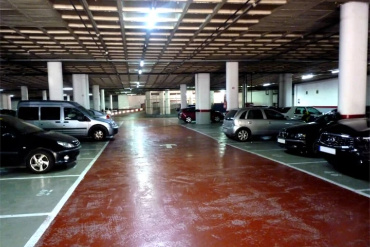 parking  low cost san ildefonso