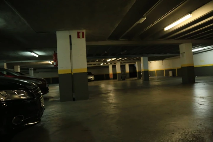 Servicio 24 horas con aparcacoches incluído