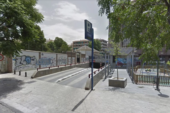 Apartamiento plazas cubierto Granada catedral