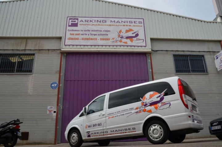 Parking apto para furgonetas
