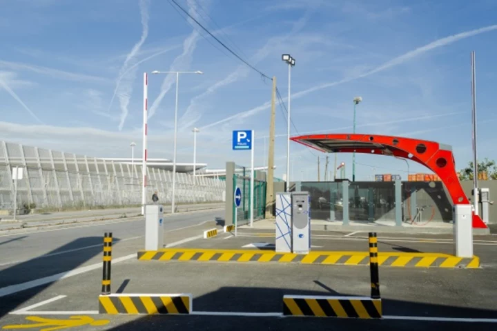 Parking descubierto - Parking low cost Sa Carneiro